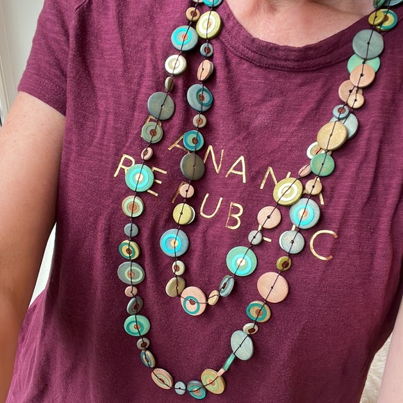 Long strand bead necklace - Picture 2 of 2